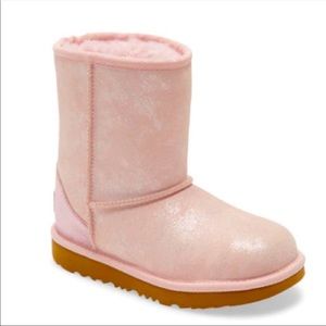 Kids UGG Classic Shimmer Metallic Boot in great used condition!